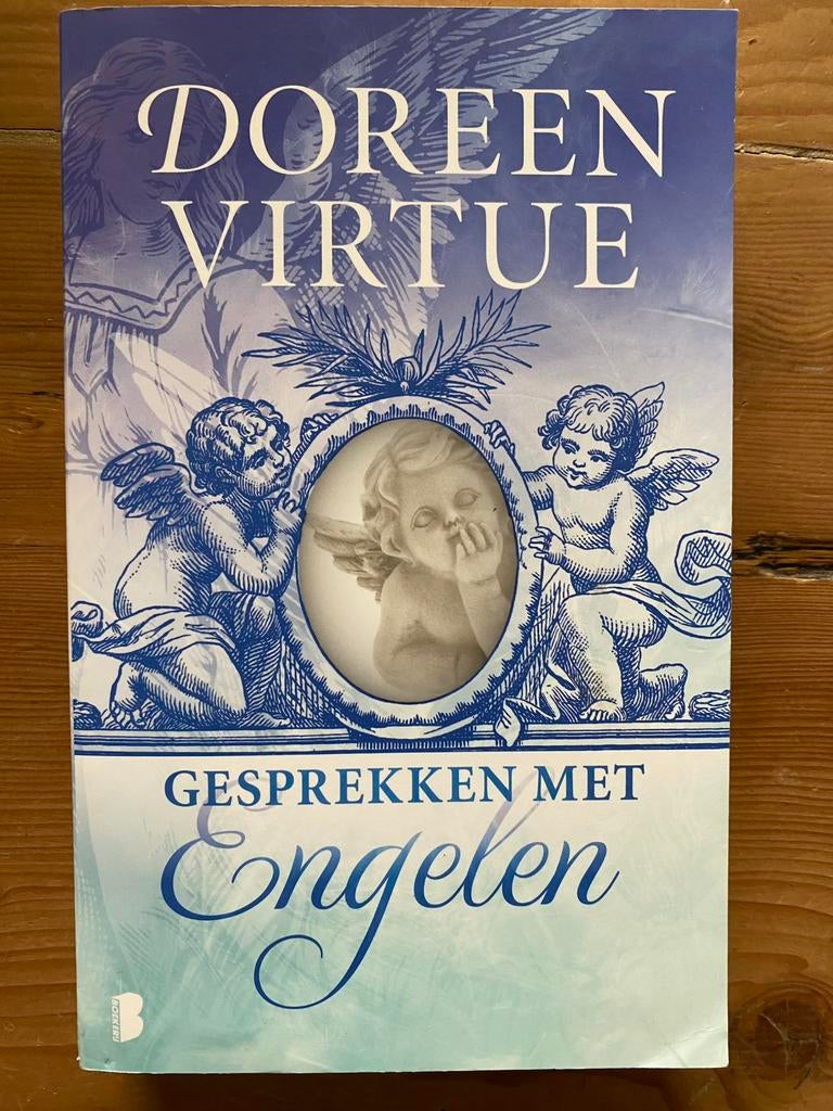 Gesprekken met engelen - Doreen Virtue, Boeken, Ophalen of Verzenden, Gelezen, Tarot of Kaarten leggen, Overige typen