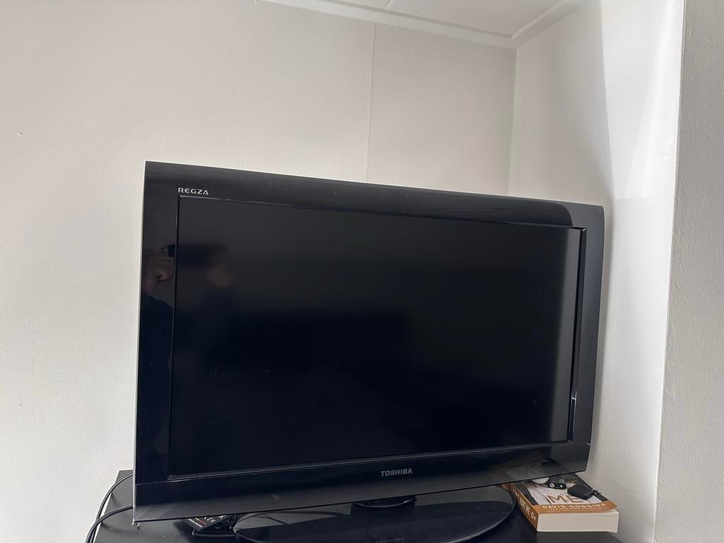 Toshiba Regza 32 inch 81cm LCD TV - Inclusief HDMI kabel, Audio, Tv en Foto, Televisies, Gebruikt, LCD, 80 tot 100 cm, HD Ready (720p)