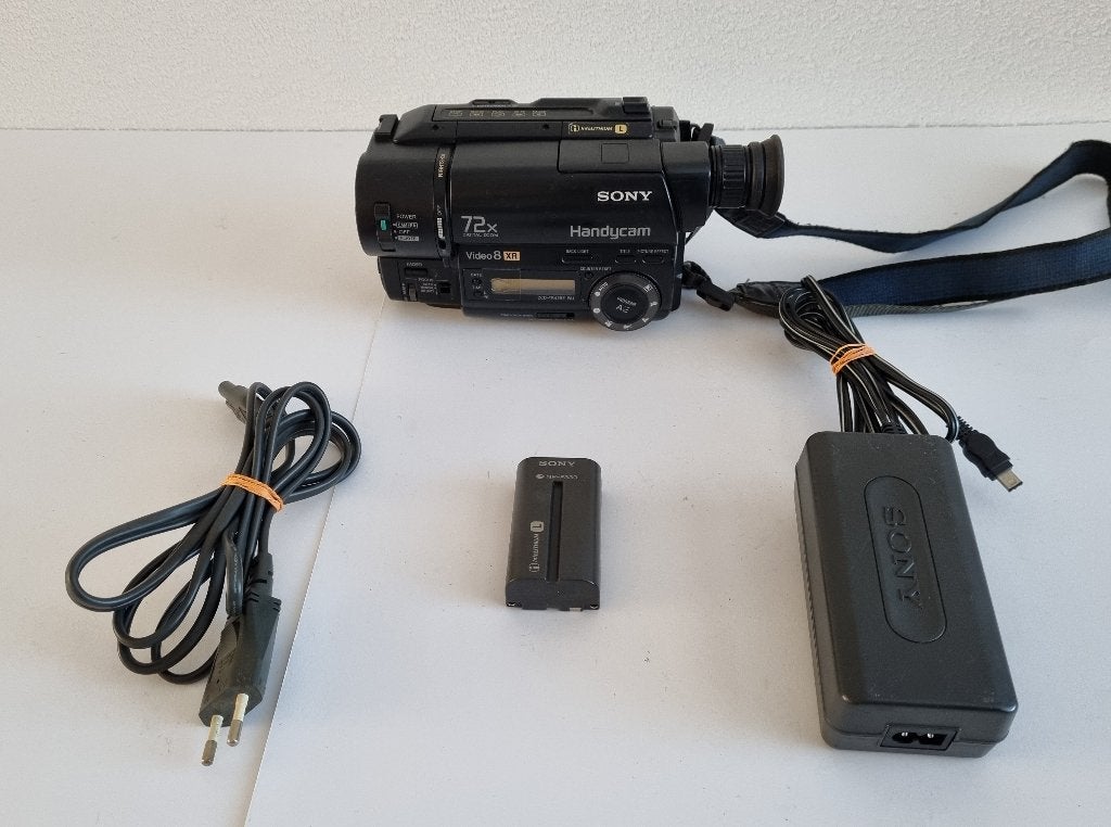 Sony CCD-TR425E Video8 8MM Handycam Video Camera Camcorder, Ophalen of Verzenden, 8mm, Camera