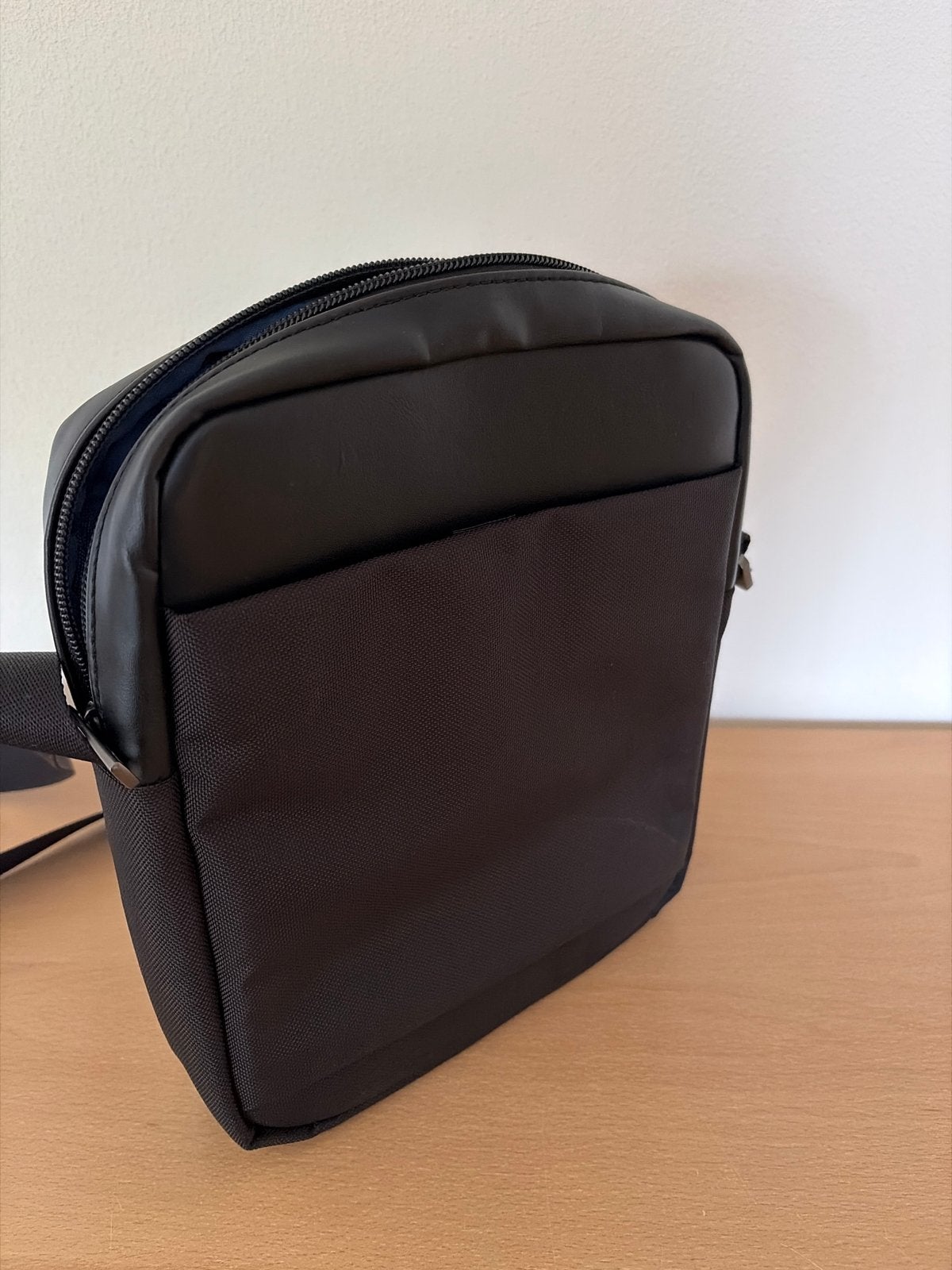 Samsonite Schoudertas - Zwart, Zo goed als nieuw, Ophalen of Verzenden, Zo goed als nieuw, Zwart, Overige merken