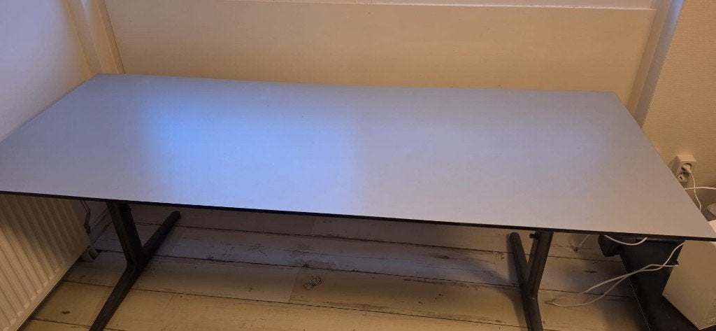 Bureau 200x80 hoogte verstelbaar, Ophalen, Gebruikt, Grijs, Computerbureau