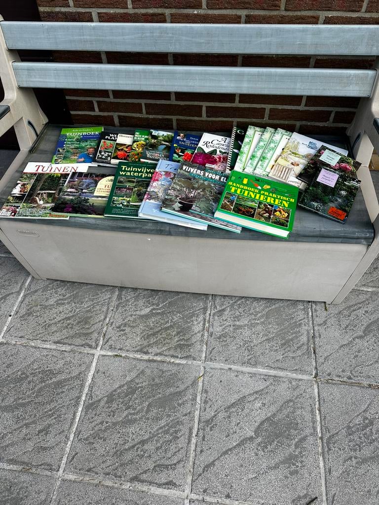 Tuin boeken nieuw, Ophalen, Zo goed als nieuw