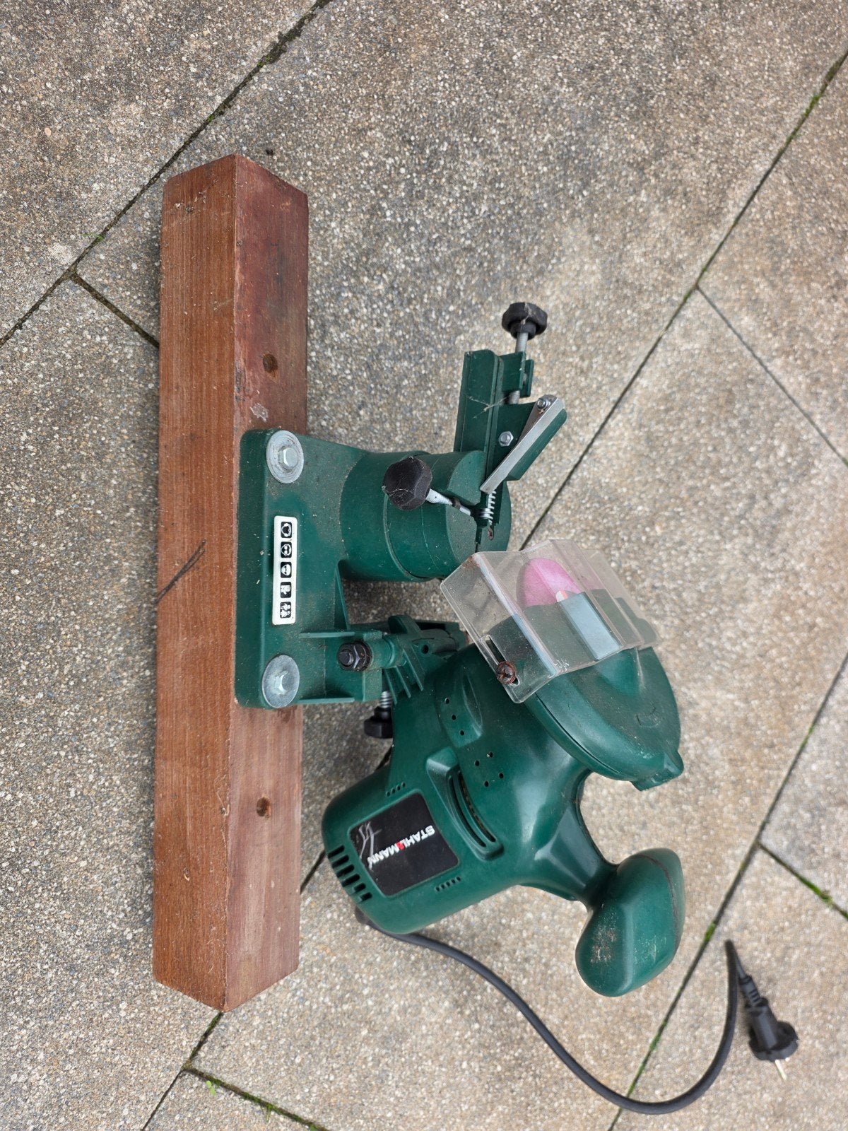 Stahlmann AKS220 Kettingzaagslijper - Gebruikt, Doe-het-zelf en Verbouw, Ophalen of Verzenden, Gebruikt, Minder dan 700 watt, Overige typen