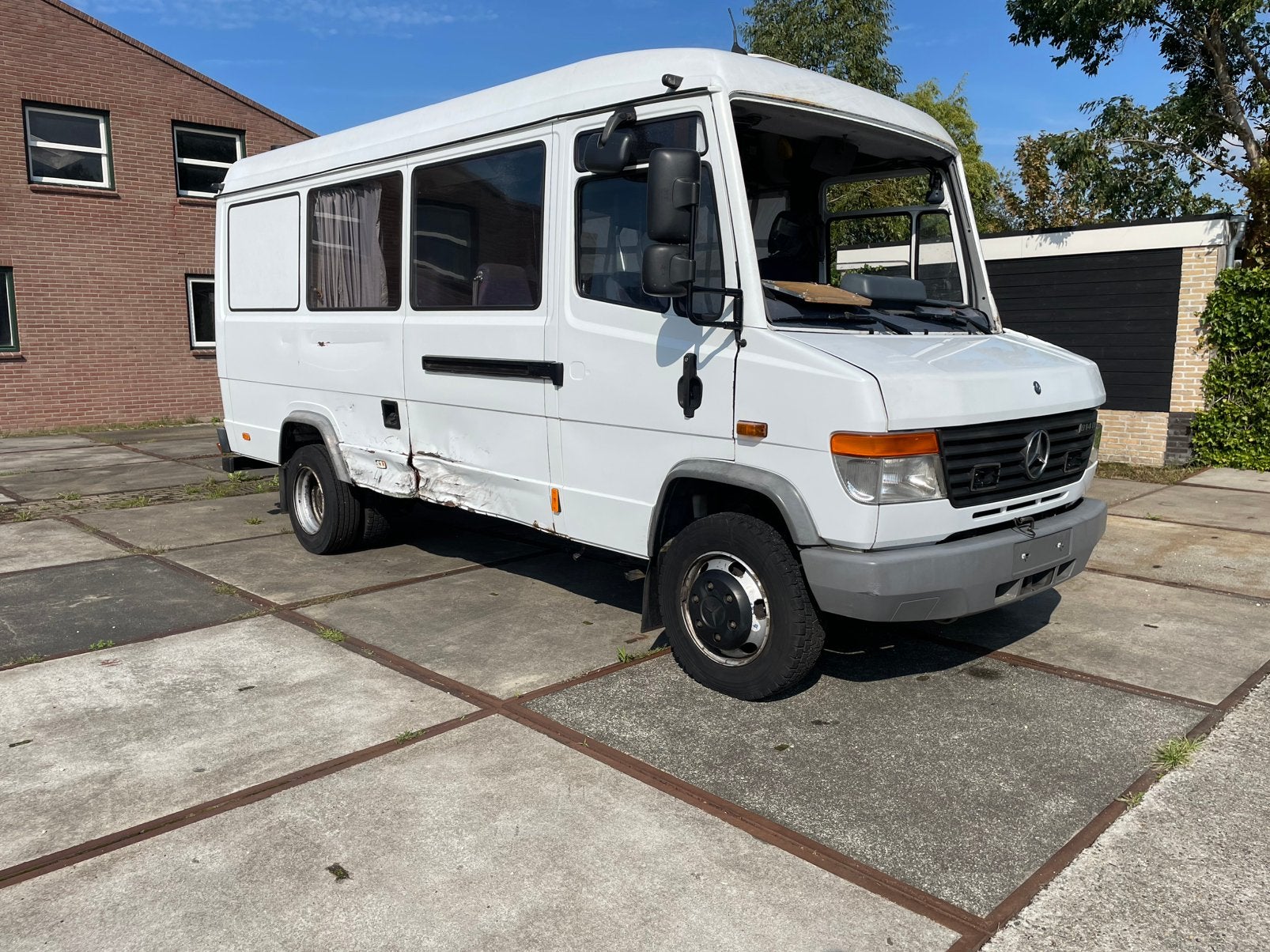 Mercedes vario 2003 147587km Schade marge, Auto's, Achterwielaandrijving, Overige modellen, Bedrijf, Te koop