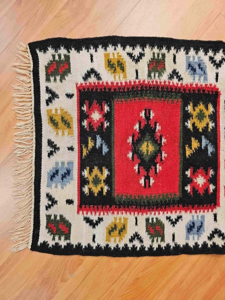 Kelim kleed 107/60 cm, 100 tot 150 cm, Djt@dejuistetoon.eu, Zo goed als nieuw, Mon Plaisir 19, Etten-Leur, Netherlands