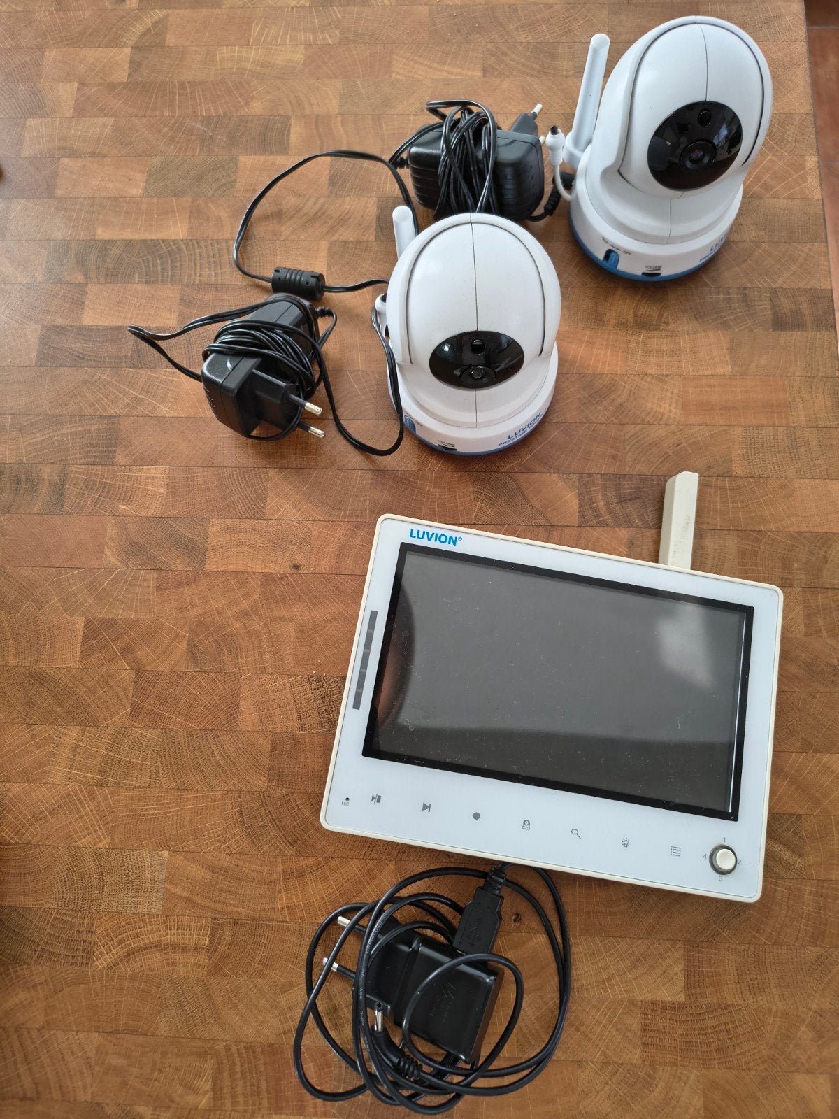 Luvion Babyfoon Prestige Touch 2 met 2 camera's, Kinderen en Baby's, Babyfoons, Ophalen of Verzenden