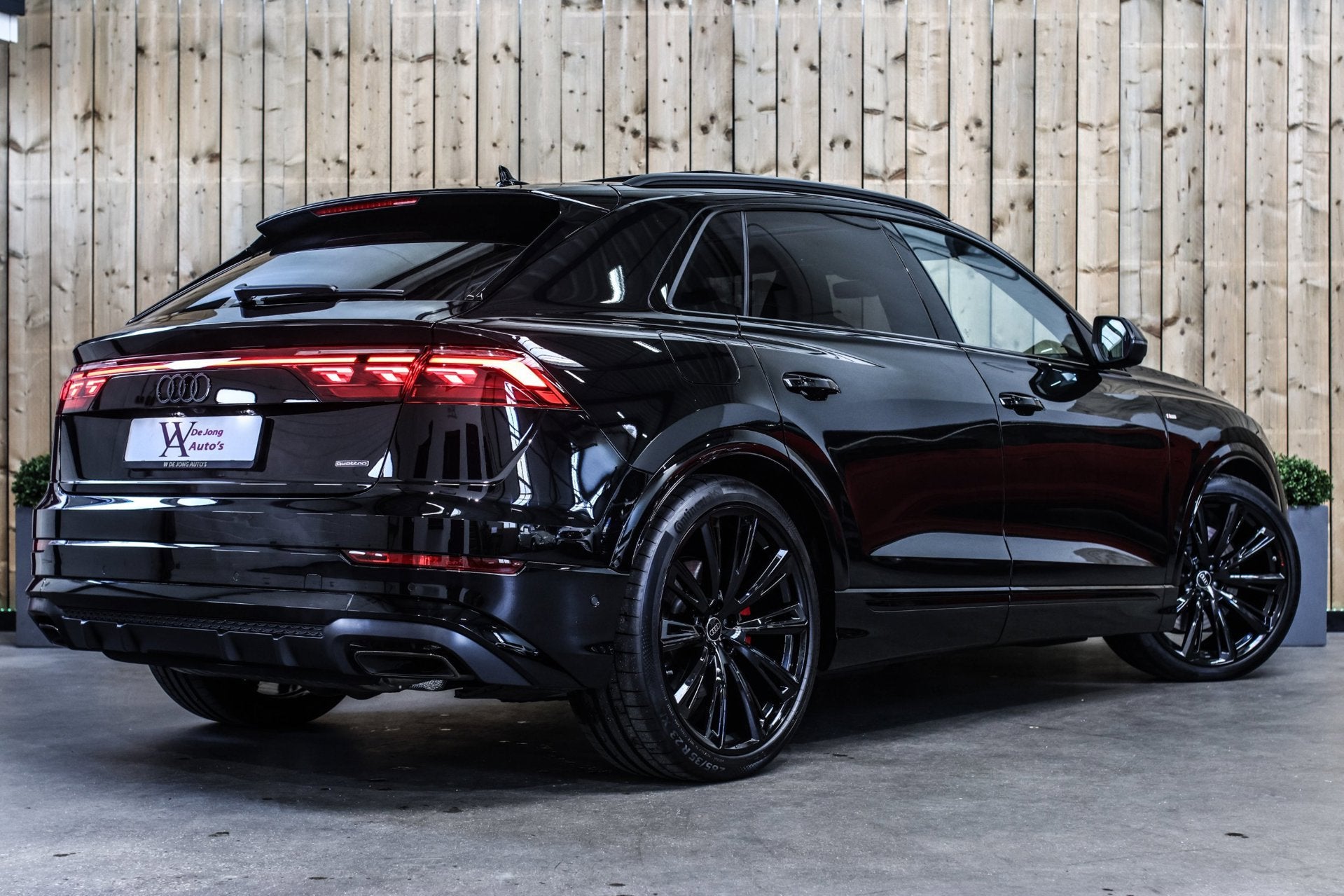 Audi Q8 60 TFSI e Quattro Competition *Pano*B&O Advanced*4-W, Auto's, Automaat, Dealer onderhouden, Gebruikt, 2995 cc