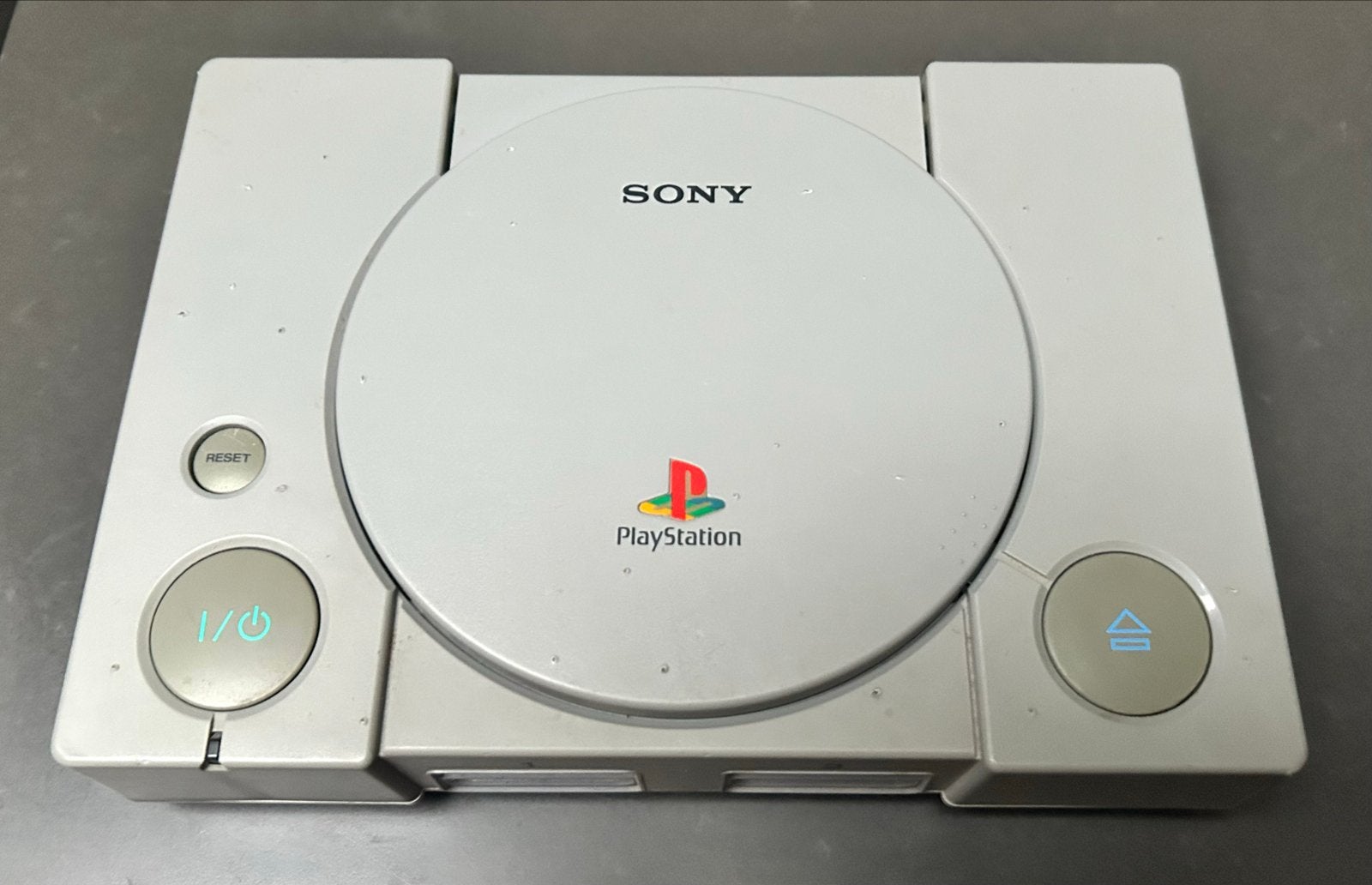 Defecte Sony PlayStation 1 (PS1)  met controller  en kabels, Spelcomputers en Games, Spelcomputers | Sony PlayStation 1, Verzenden