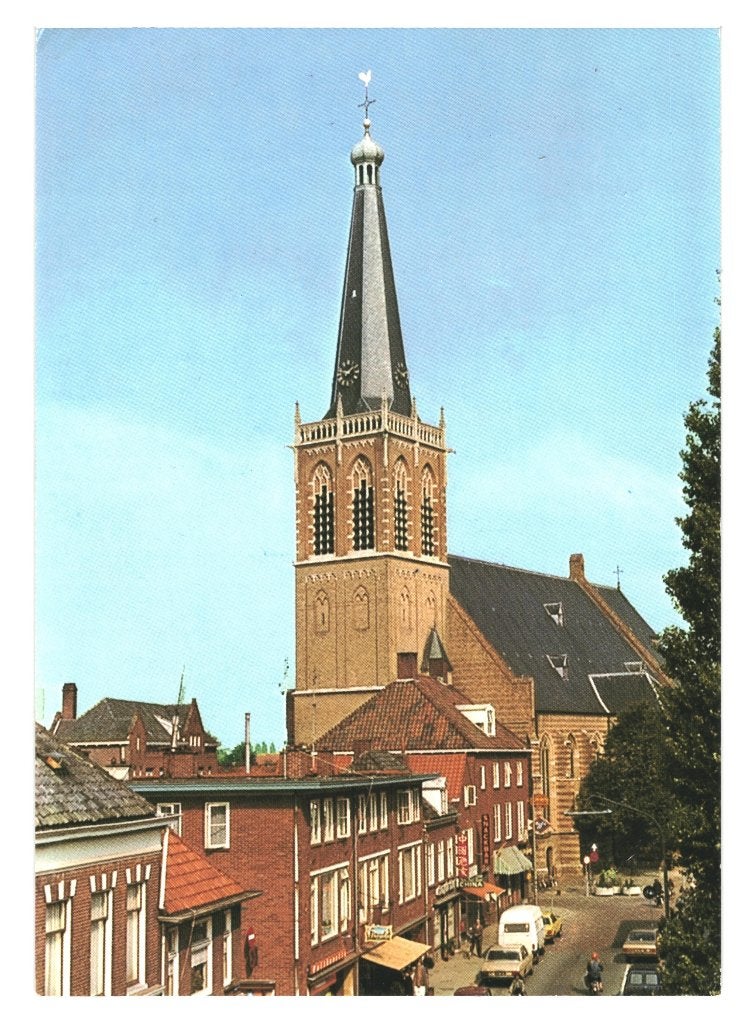 988449 Doetinchem 483 Gld Waterstraat Ned Herv Kerk Gelopen
