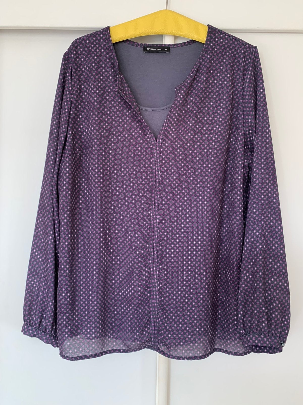 Blouse . Met shirt eronder., Ophalen of Verzenden, Zo goed als nieuw, Maat 42/44 (L), Blauw