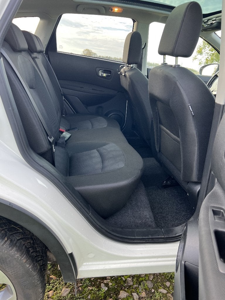 Foto 13 van Nissan Qashqai 1.6 2WD 2012 Wit