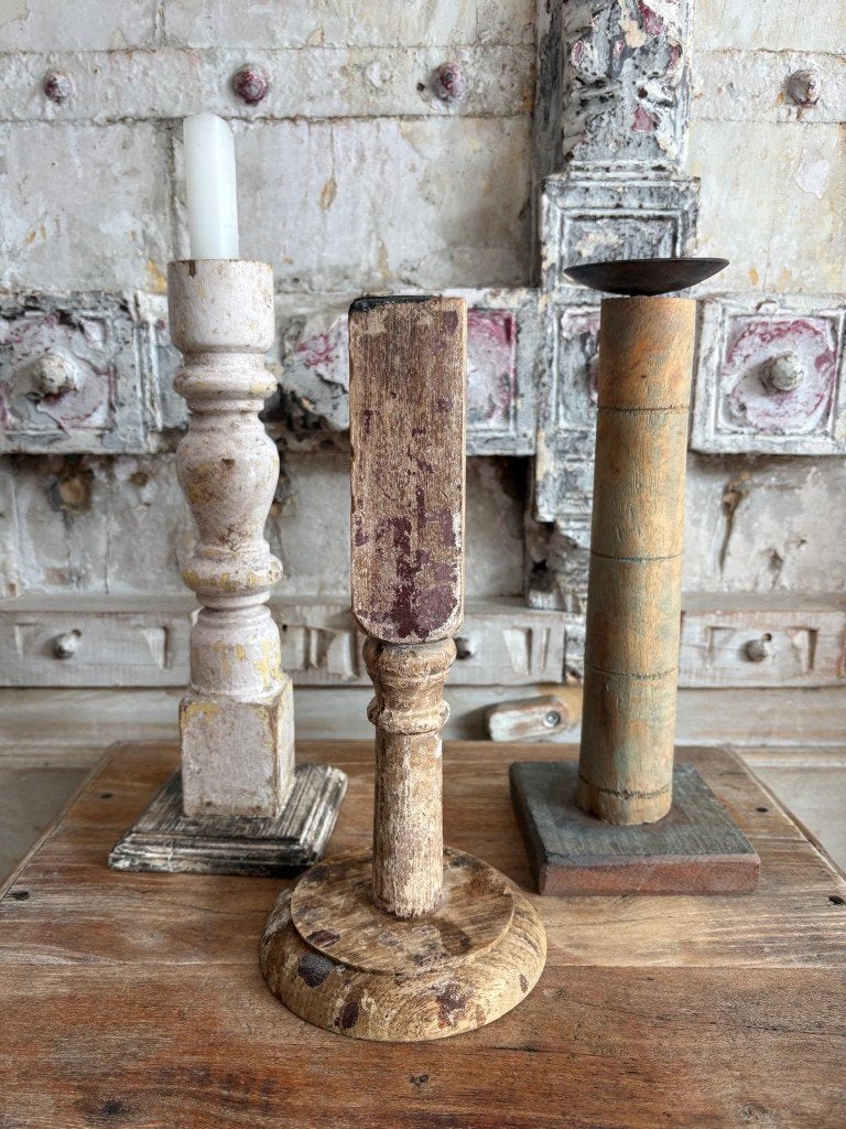 Oude houten baluster kandelaar - tafelpootjes uit India, Ophalen of Verzenden, Beige, Hout, Kandelaar