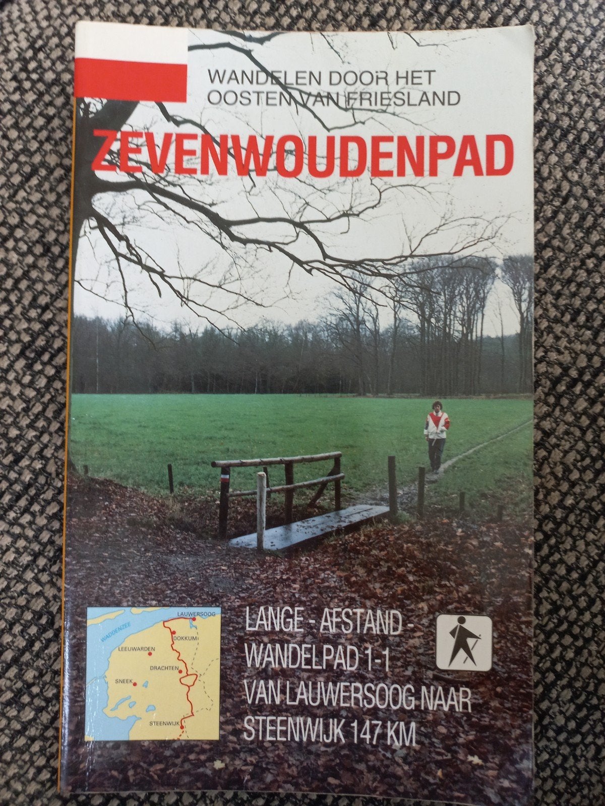 Wandelgids Zevenwoudenpad Friesland LAW 1-1, Boeken, Overige merken, Fiets- of Wandelgids, Ophalen of Verzenden, Zo goed als nieuw