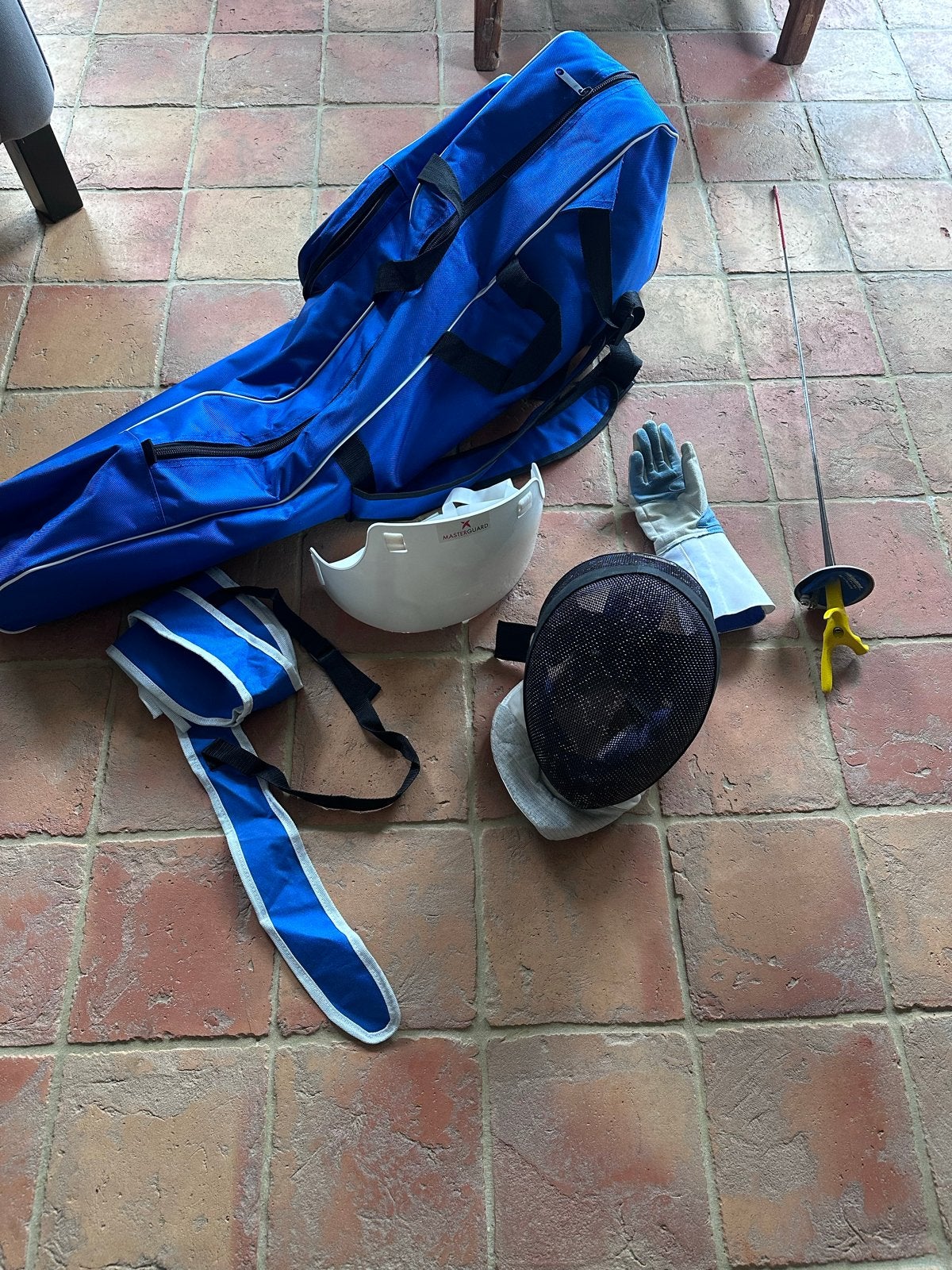 Complete schermuitrusting: masker, degen, handschoen, tas, Ophalen, Gebruikt