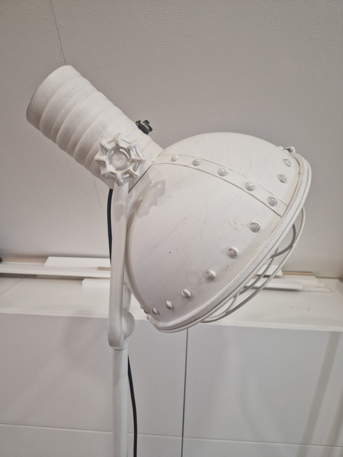 loods 5 lamp zuiver wit industrieel zgan metaal, Huis en Inrichting, Lampen | Vloerlampen, Ophalen, Zo goed als nieuw, Metaal