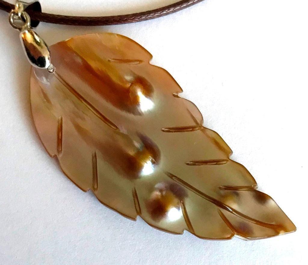 Royale parelmoeren hanger ingesloten parels, Sieraden, Tassen en Uiterlijk, Kettinghangers, Verzenden, Nieuw, Steen of Mineraal