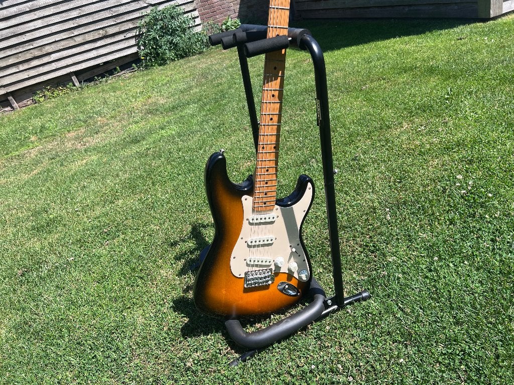 fender squier affinity, Ophalen, Zo goed als nieuw, Solid body, Fender