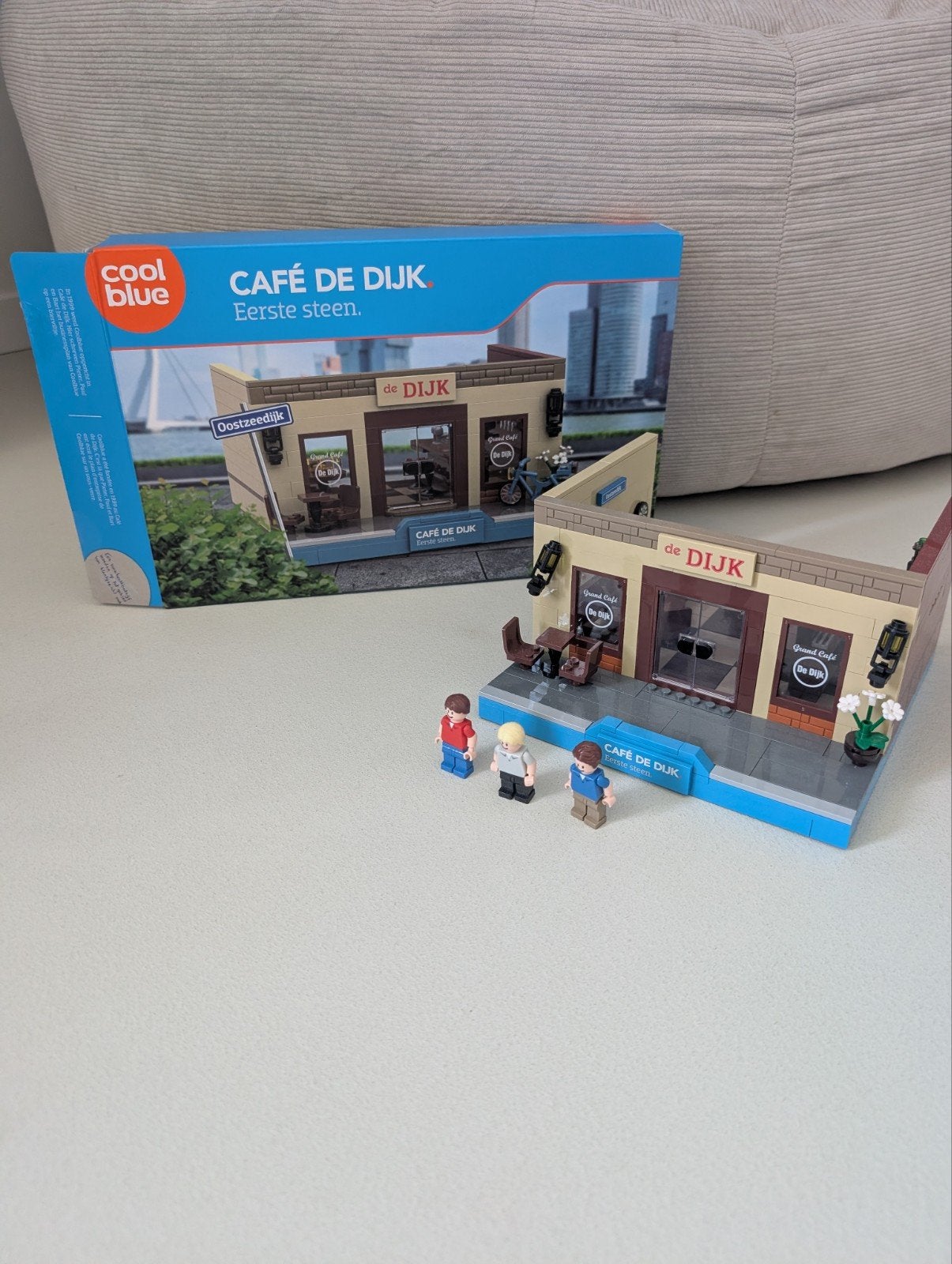 Coolblue Café De Dijk Bouwset met 3 Poppetjes, Ophalen of Verzenden, Zo goed als nieuw
