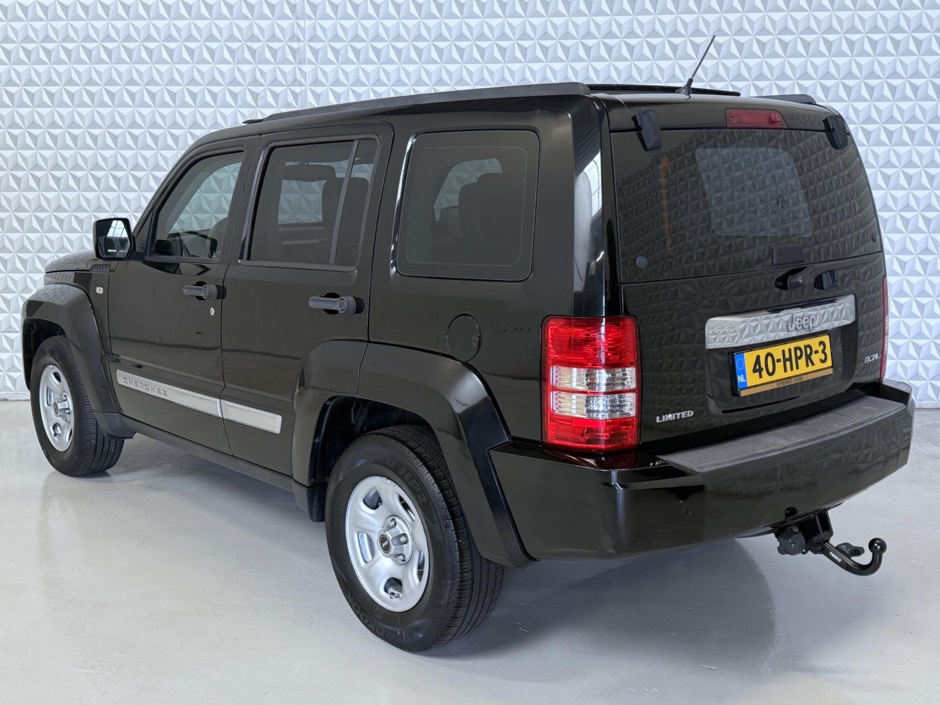 Jeep Cherokee 3.7 V6 Limited 4WD Automaat / 204.000km (2009), Auto's, Automaat, Gebruikt, Vierwielaandrijving, 6 cilinders