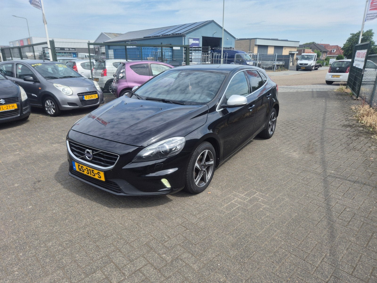 Volvo V40 2.0 D2 120PK 2015 Zwart, Auto's, Voorwielaandrijving, 4 cilinders, 1969 cc, Zwart