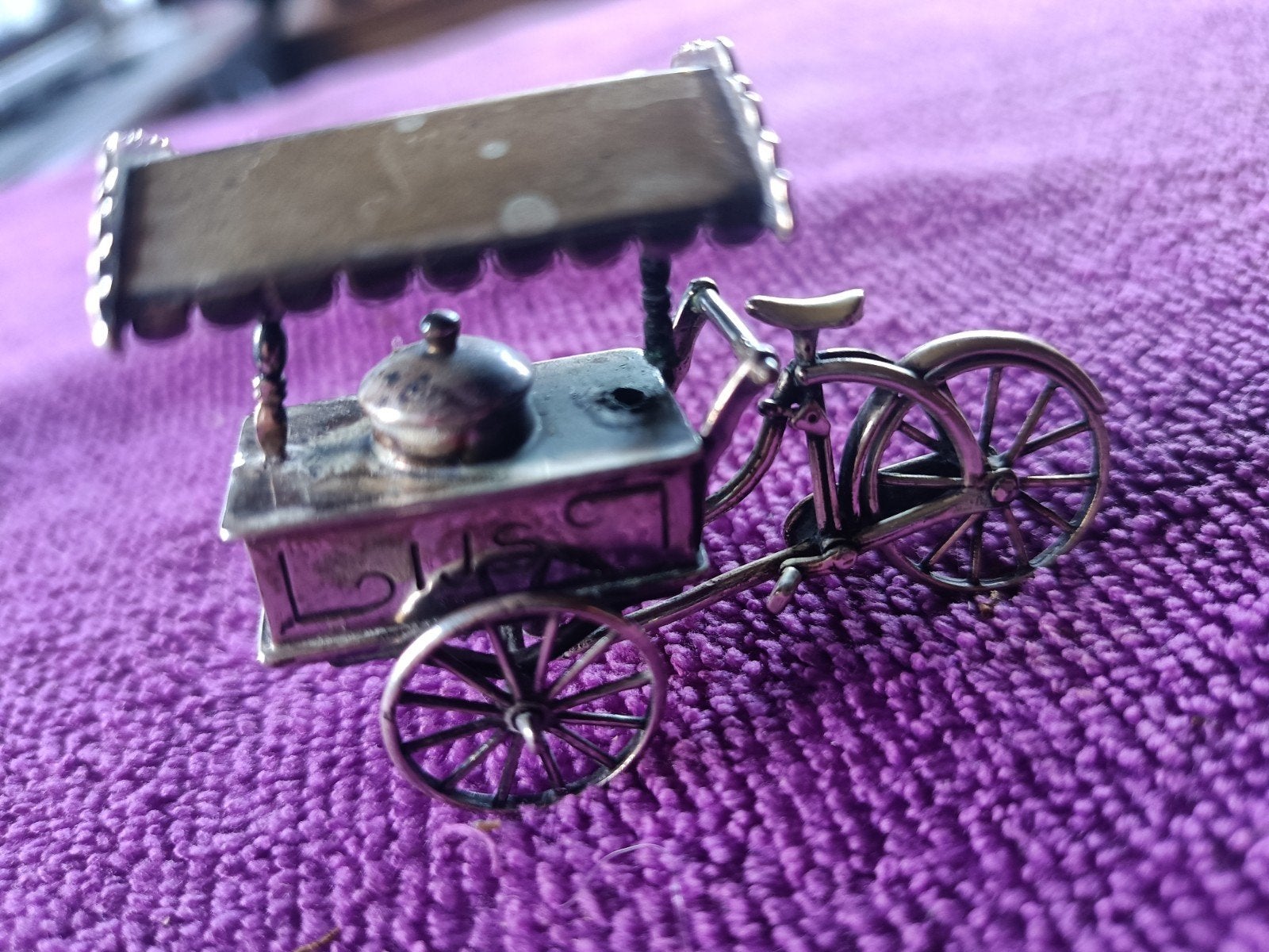 Zilveren ijswagen miniatuur, Ophalen of Verzenden