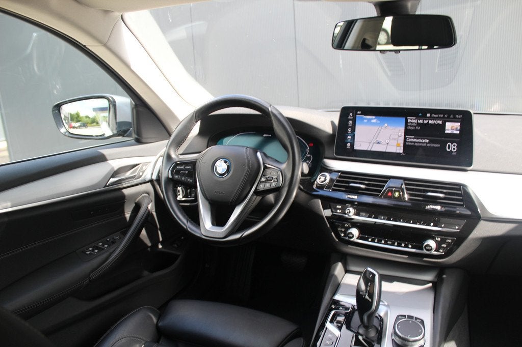 BMW 5 Serie Touring 530e Business Edition Plus | Incl. 12 ma, Auto's, BMW, Achterwielaandrijving, Gebruikt, 4 cilinders, Automatische klimaatregeling