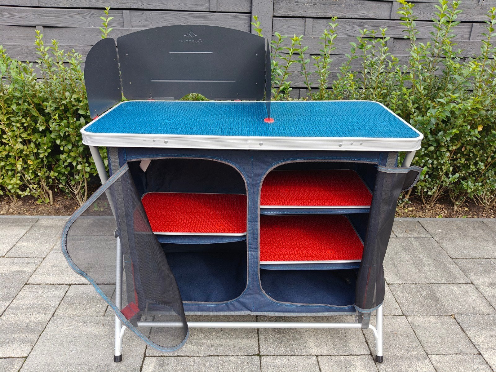 Quechua Camp Cabinet L - Opvouwbare Campingkast/Keuken, Caravans en Kamperen, Kampeeraccessoires, Ophalen, Zo goed als nieuw