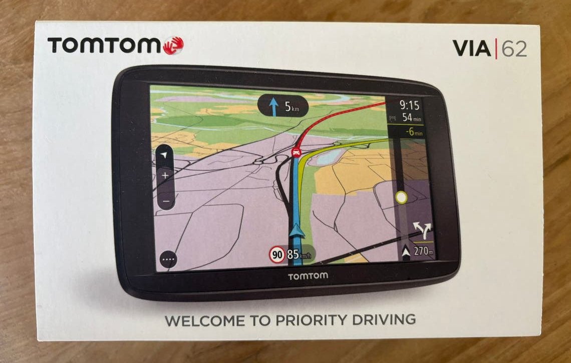 Zo goed als nieuw: TomTom Via 62 Autonavigatiesysteem, Auto diversen, Ophalen of Verzenden, Zo goed als nieuw