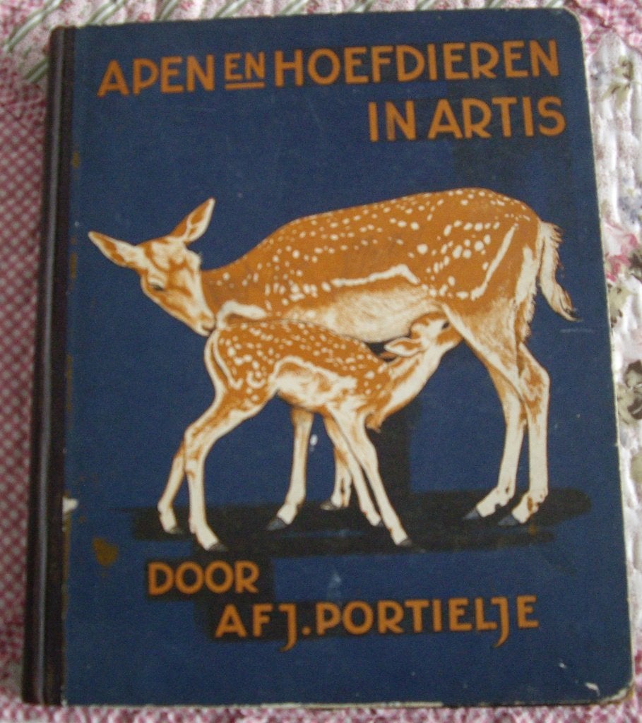 Verkade boek: Apen en hoefdieren in Artis, Boeken, Prentenboeken en Plaatjesalbums, Ophalen of Verzenden, Gelezen, Plaatjesalbum