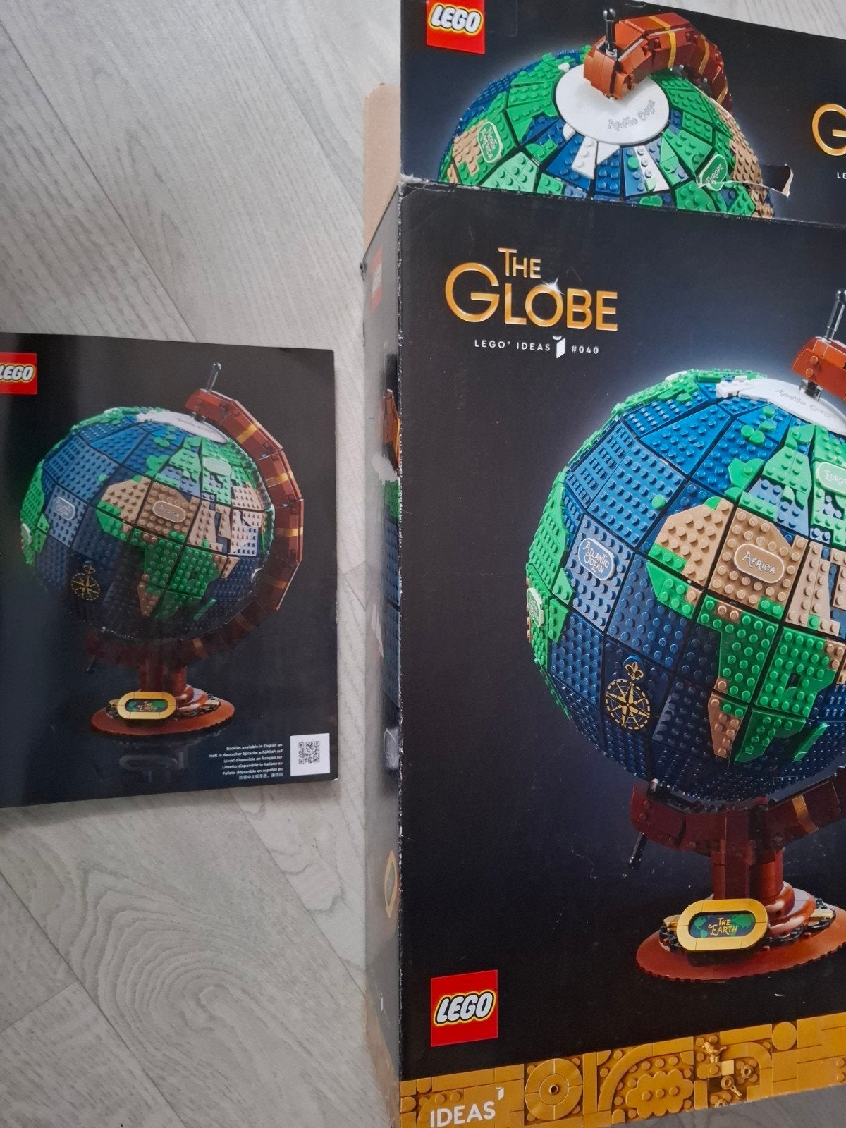 Lego The Globe Wereldbol #21332 -Compleet met doos en boekje, Compleet, Lego, Ophalen of Verzenden, Complete set