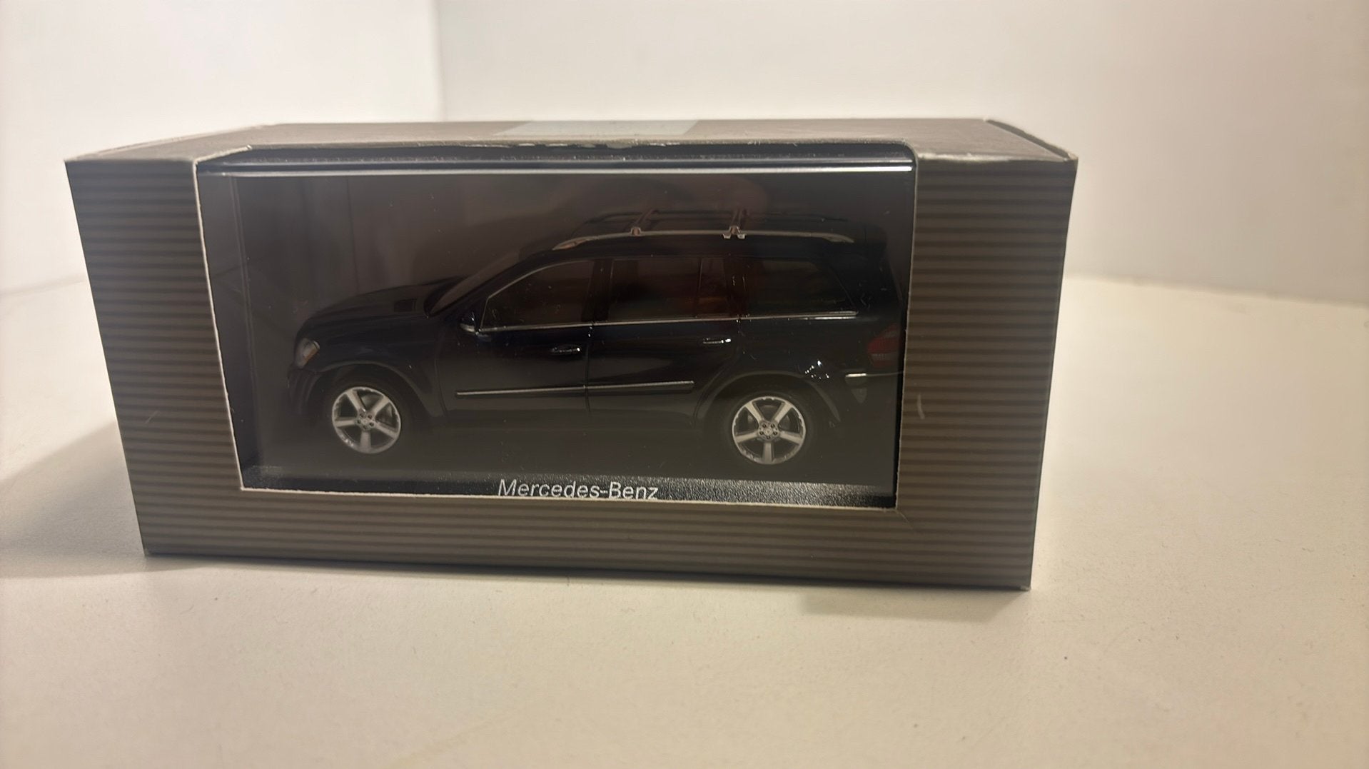 Mercedes benz gl klasse bleu minichamps 1.43, Hobby en Vrije tijd, Auto, Ophalen of Verzenden, MiniChamps, A