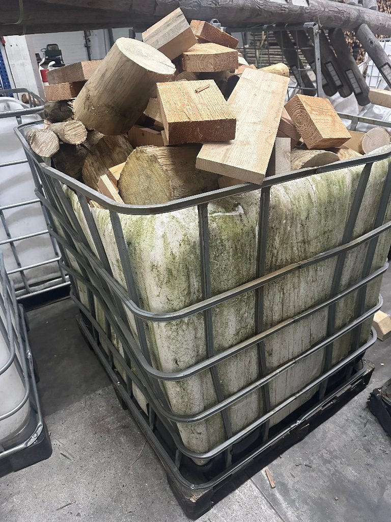 Haardhout mix van o.a. eik, kastanje en douglas/lariks, Minder dan 3 m³, Ophalen, Overige houtsoorten, Blokken