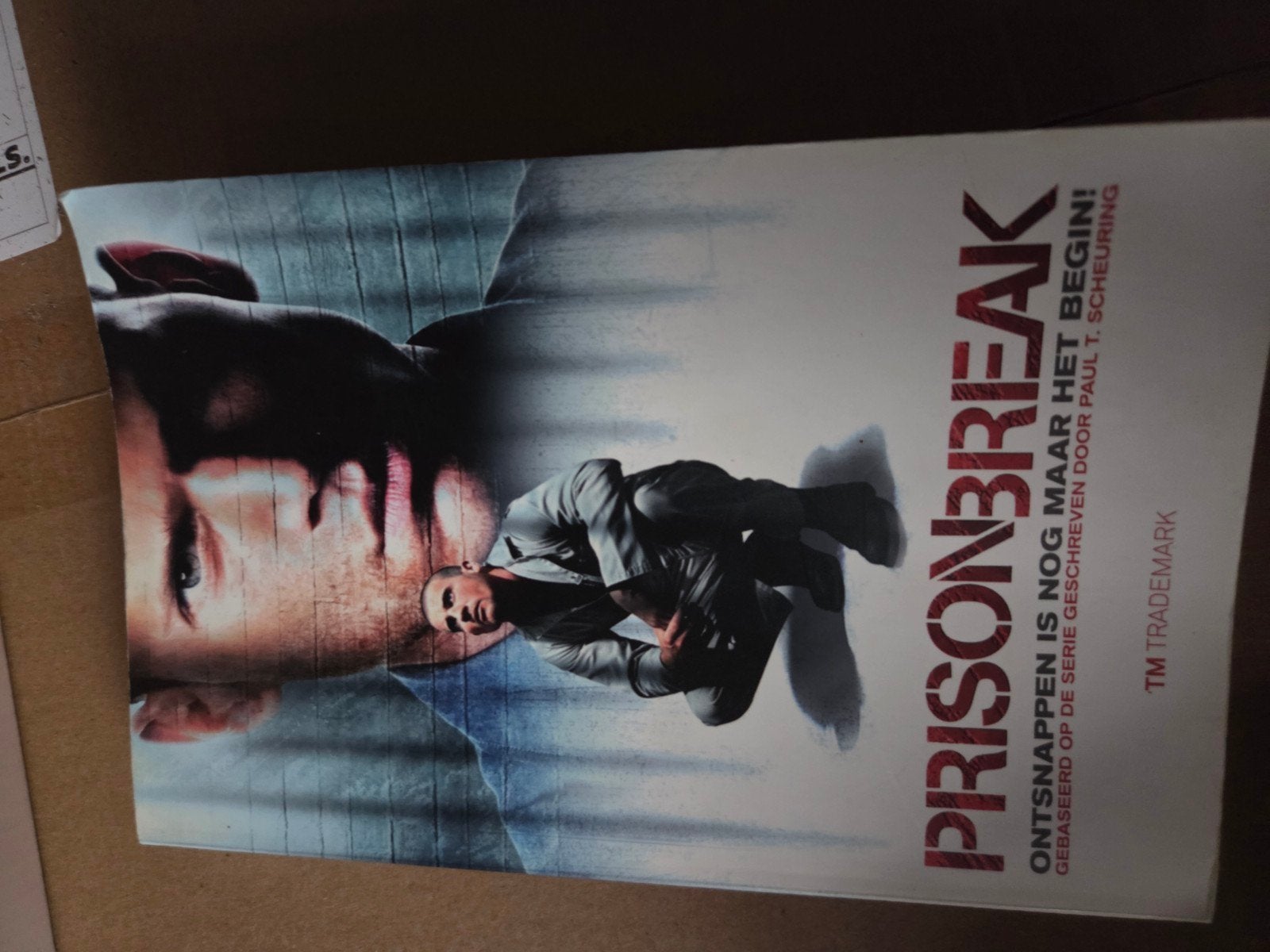 Prison Break Seizoen 1 Deel 1 Het Boek bij de Televisieseri, Ophalen of Verzenden, Gelezen, Paul T. Scheuring, Nederland