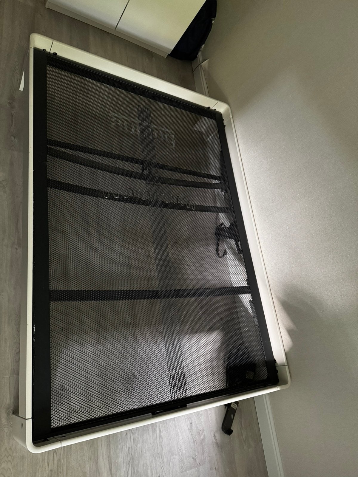 Auping Auronde 140x200 cm: elektrisch + Auping Adagio matras, Ophalen, Verstelbaar, Wit, Tweepersoons