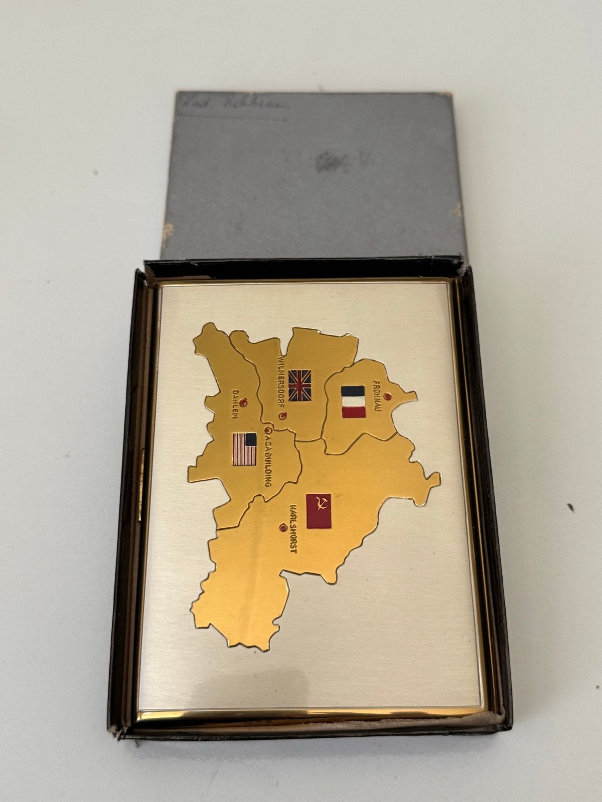 Vintage Sigarettendoosje Berlijn 1949 - Koude Oorlog, Ophalen of Verzenden, Overige soorten, Duitsland