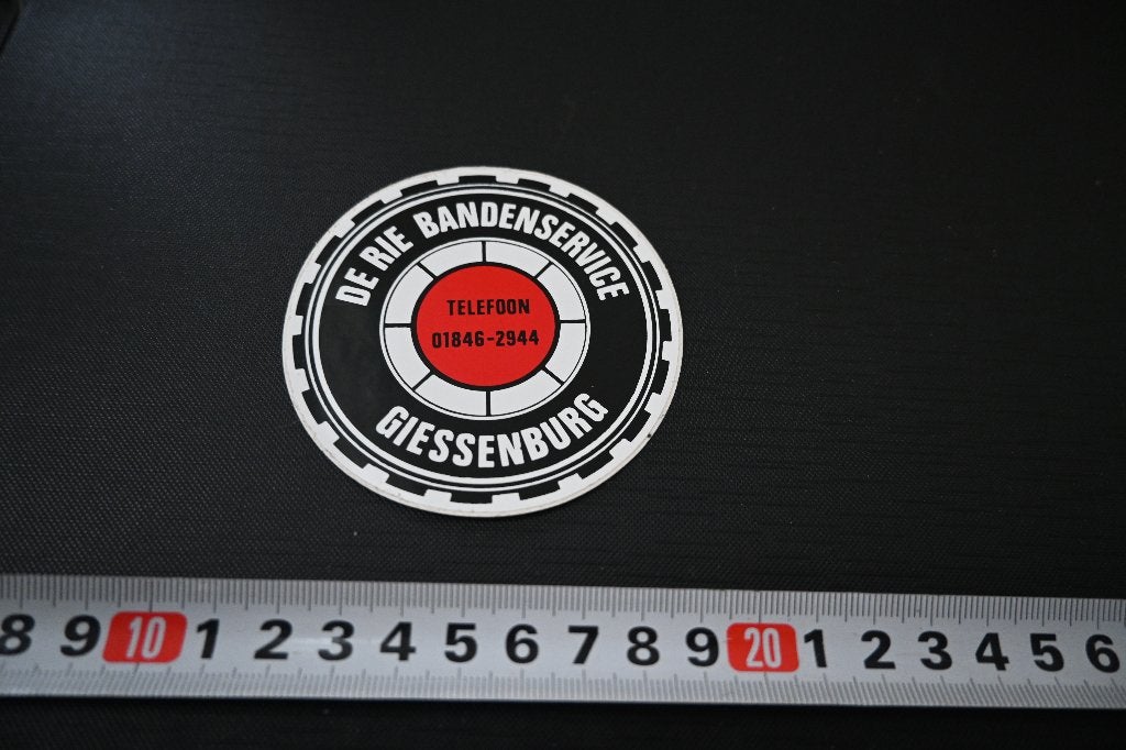 sticker Giessenburg DE RIE BANDENSERVICE 01846-2944, Verzamelen, Ophalen of Verzenden, Zo goed als nieuw