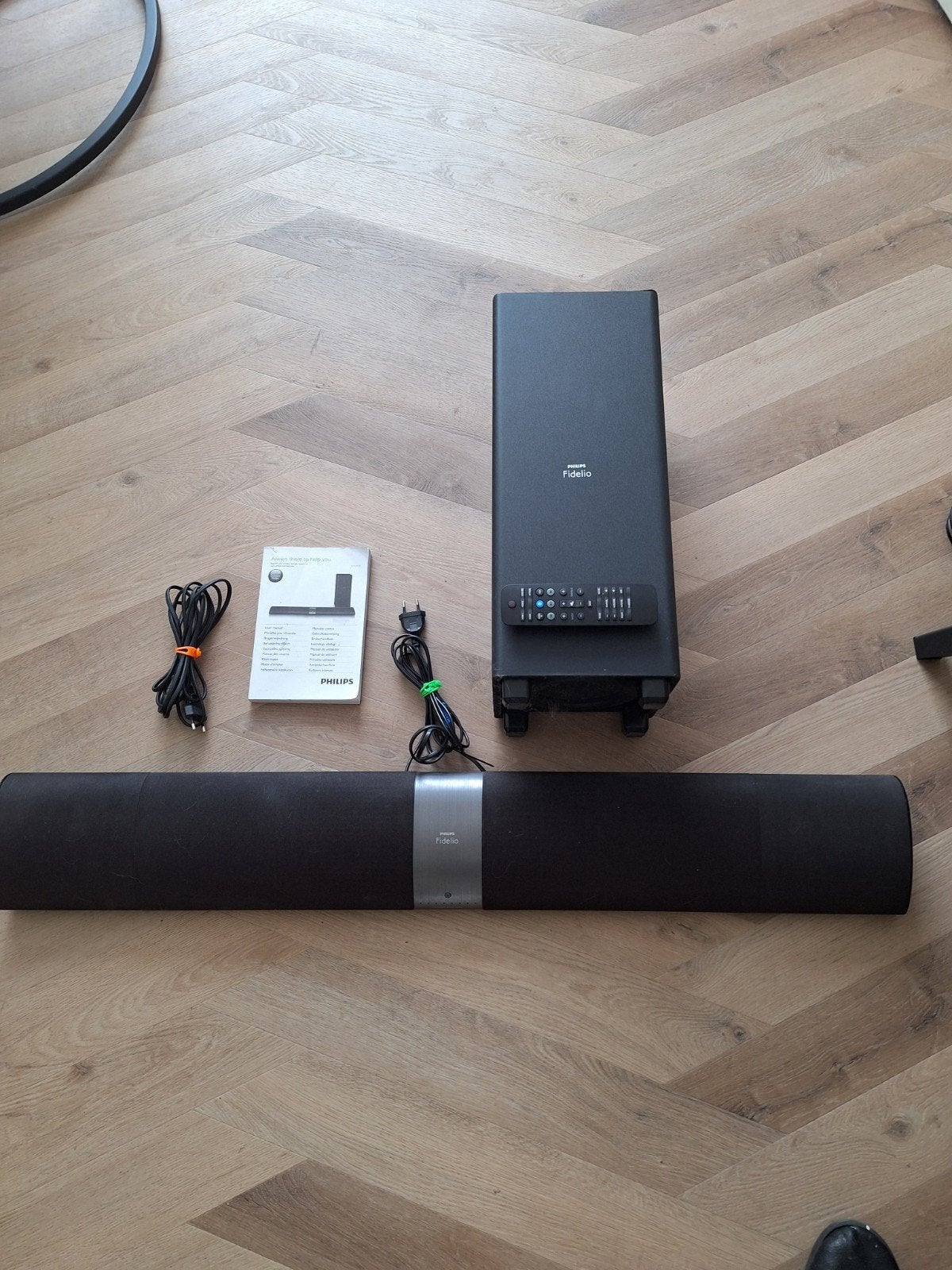 Philips Fidelio Soundbar met draadloze subwoofer, Ophalen, Met externe subwoofer, Gebruikt
