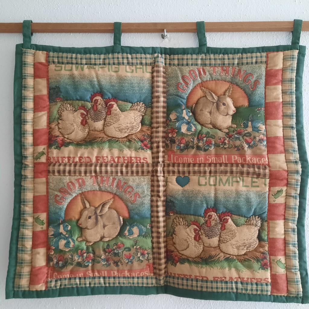 Wandkleed met kippen en konijnen - Landelijke decoratie, Meerkleurig, Ophalen of Verzenden, Zo goed als nieuw, Wandkleed
