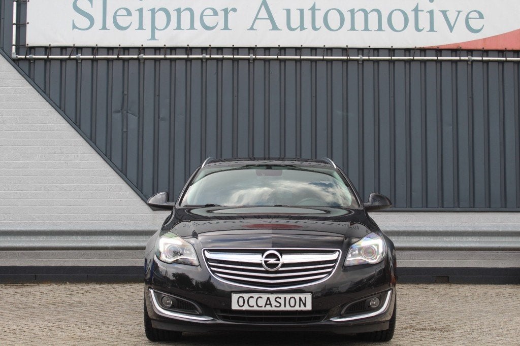 Opel INSIGNIA 1.6 T COSMO-Leer-Navi-Pano !!, Auto's, Euro 5, Gebruikt, 4 cilinders, Zwart