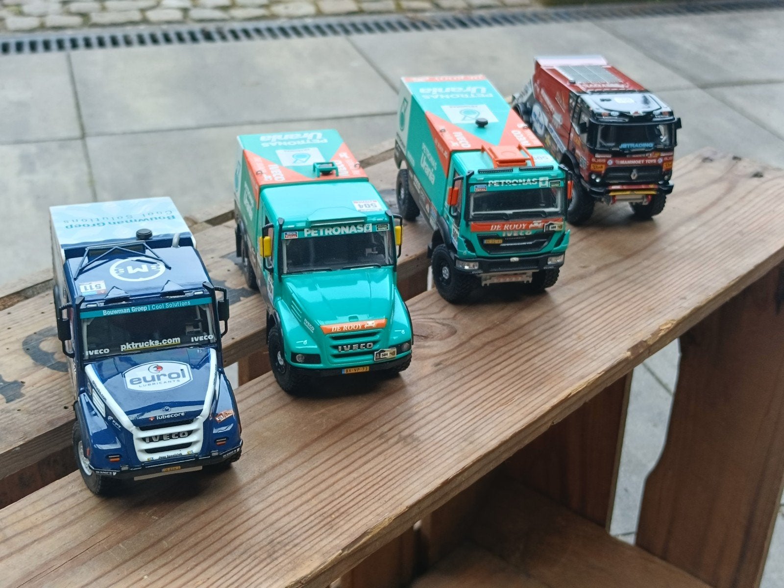 Set van 4 Dakar Rally vrachtwagens van Wsi.schaalmodellen, Overige merken, 1:32 tot 1:50, Ophalen of Verzenden, Zo goed als nieuw