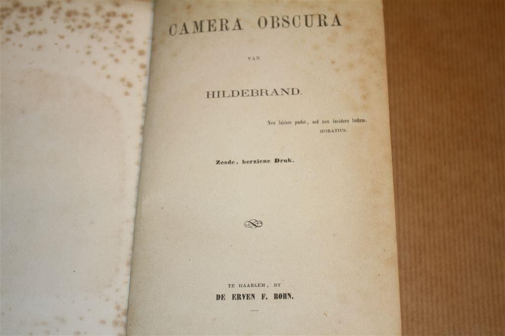 Camera obscura van Hildebrand. 6e druk 1864., Antiek en Kunst, Antiek | Boeken en Bijbels, Ophalen of Verzenden
