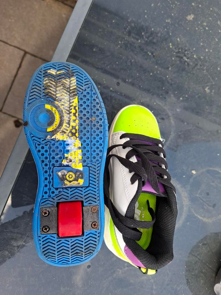 Roller schoenen maat 31 nooit gebruikt, Ophalen of Verzenden, Zo goed als nieuw, Overige typen, Overige merken
