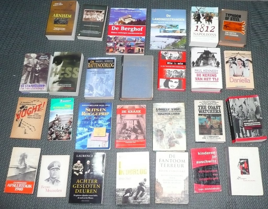 357 BIJZONDERE boeken oorlog WO2 WOII :, Boeken, Ophalen of Verzenden, Gelezen, Geschiedenis en Politiek