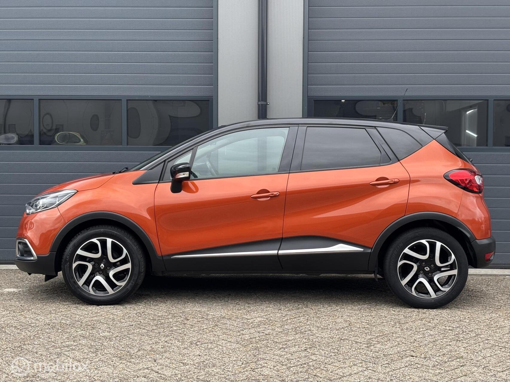 Foto 6 van Renault Captur 0.9 TCe Dynamique Uitvoering _ 1Ste Eigenaar