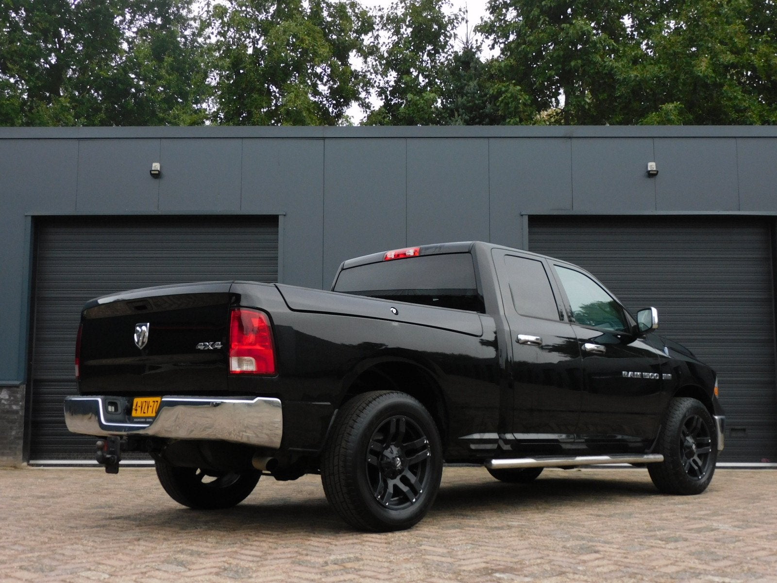 Dodge Ram 1500 5.7 V8 4x4 Quad Cab 6'4 20 INC FUEL VELGEN! L, Auto's, Automaat, Euro 5, Gebruikt, 5654 cc