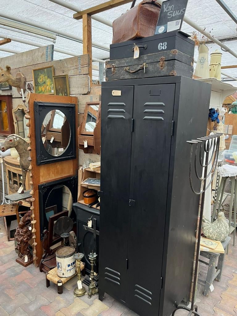 Oude locker kast zwart vintage,brocant,landelijk, Ophalen, X, X, X