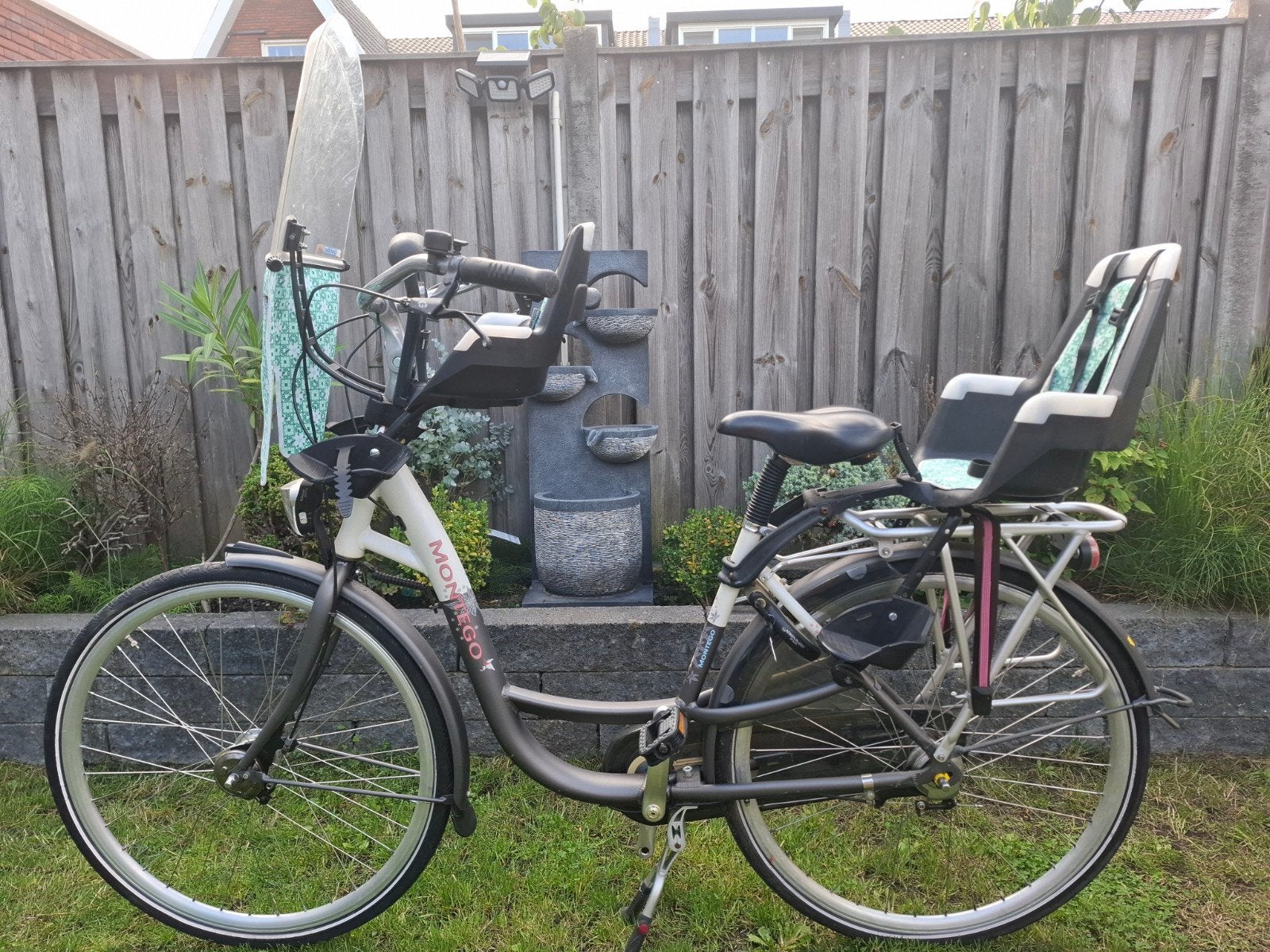 Montego fiets met kinderzitjes en fietstassen, Fietsen en Brommers, Fietsen | Dames | Damesfietsen, Gebruikt, Versnellingen, 50 tot 53 cm