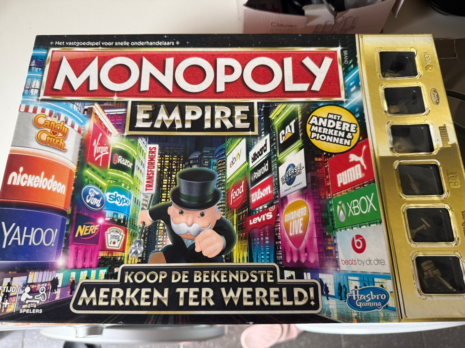 Monopoly empire, Hobby en Vrije tijd, Gezelschapsspellen | Bordspellen, Ophalen of Verzenden, Zo goed als nieuw