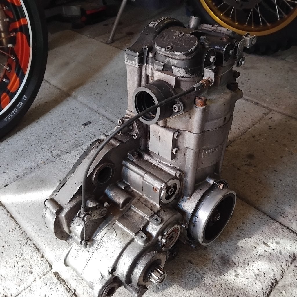 Husaberg motorblok fe501, Ophalen