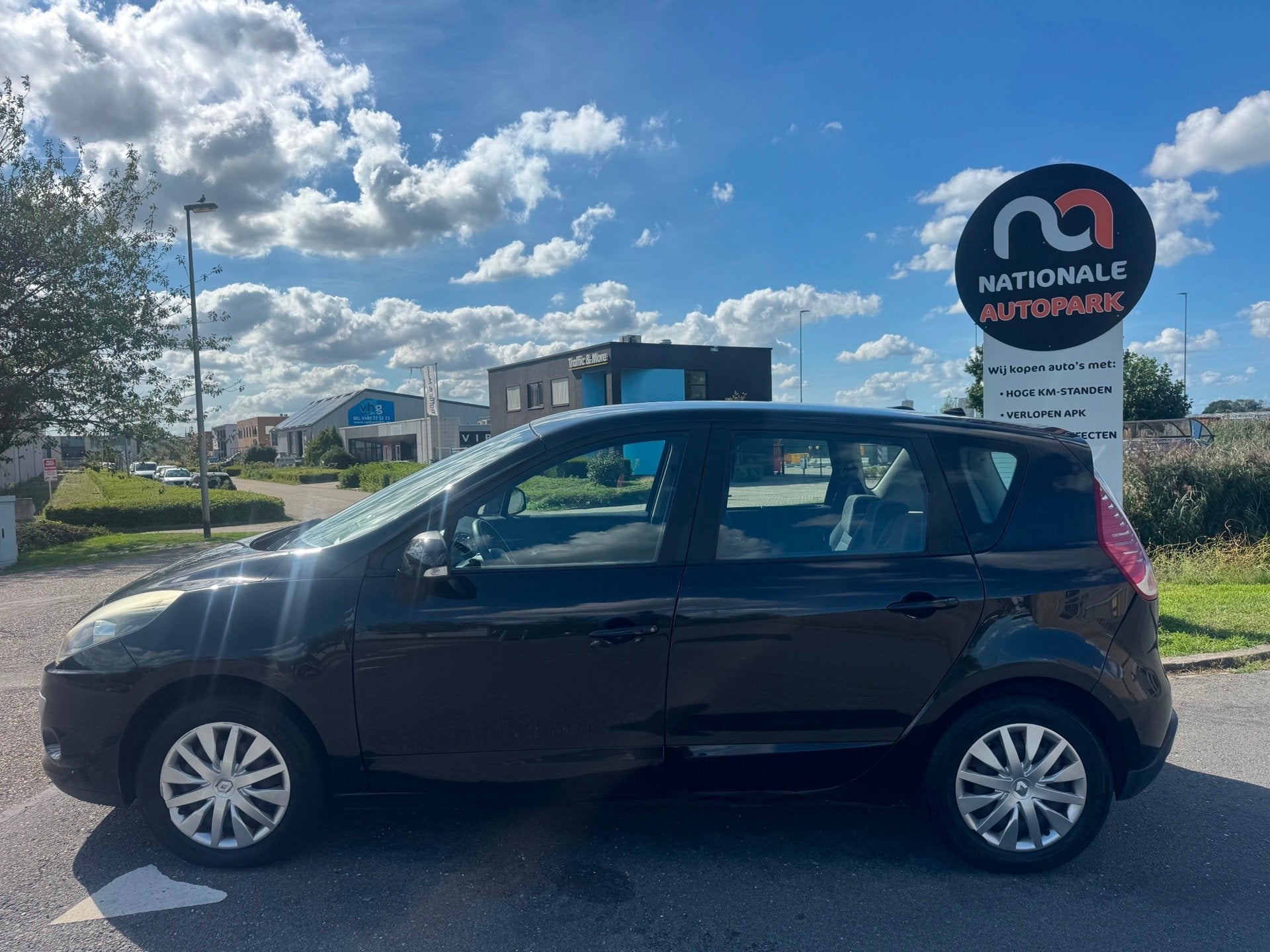 Renault Scénic | 2010 | 2.0 Expression | Export en Handel, Auto's, 4 cilinders, Zwart, Origineel Nederlands, Bedrijf